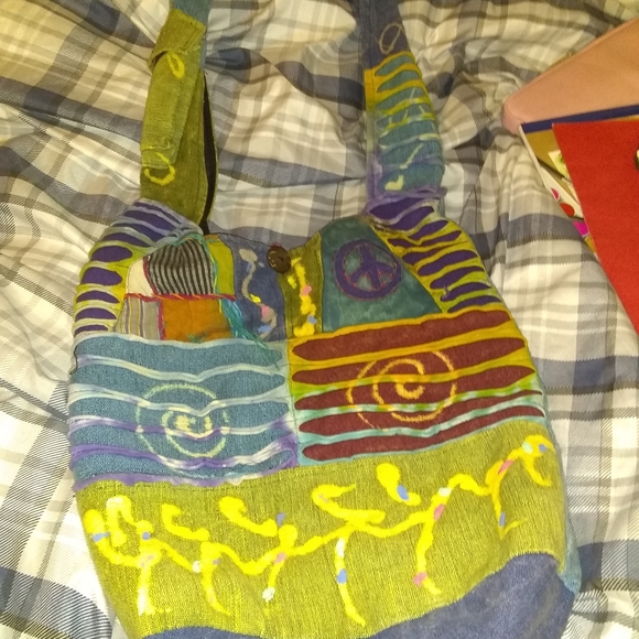 Purses - Picture 3 of 4